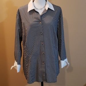 Black and White Button Down 2X
